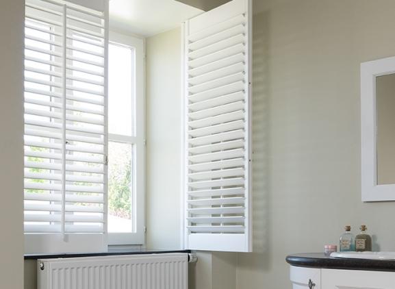 kom langs bij c & d interiors in Zwevegem Op zoek naar gordijnen in Zwevegem?